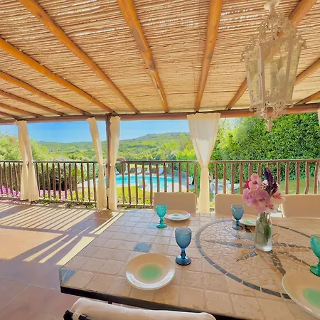 Sul Campo Di Golf Con Piscina Riscaldata 10 Pax Porto Cervo