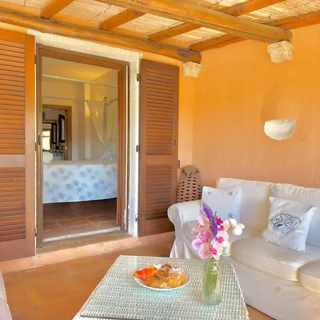 Sul Campo Di Golf Con Piscina Riscaldata 10 Pax Willa Porto Cervo