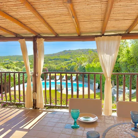 Sul Campo Di Golf Con Piscina Riscaldata 10 Pax Porto Cervo