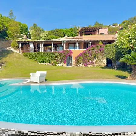 Βίλα Sul Campo Di Golf Con Piscina Riscaldata 10 Pax