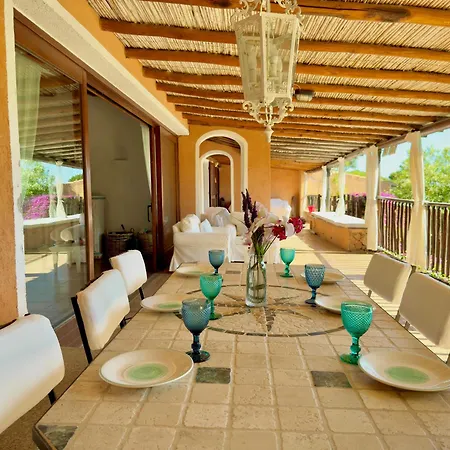 Villa With Pool - Sleeps 10 - Pevero Golf - By Coral