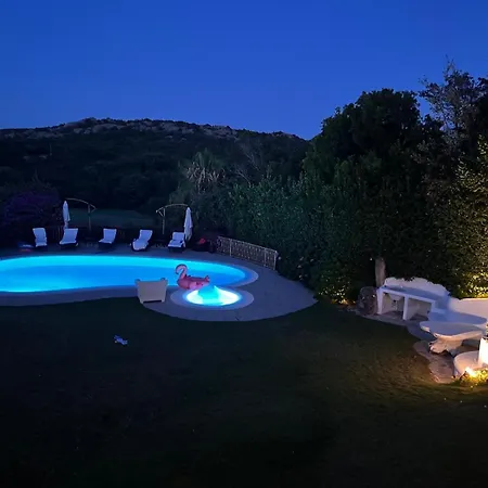 Villa With Pool - Sleeps 10 - Pevero Golf - By Coral *